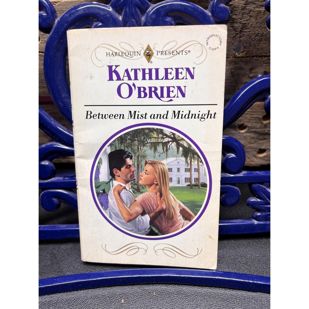Between Mist and Midnight, by Kathleen O'Brien Vtg‎ Harlequin Romance #1515